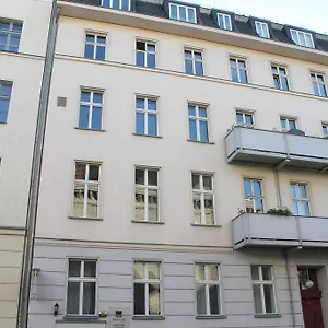 3* Otel Amelie